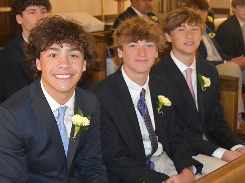 St. Dominic Grads Earn Academic Honors