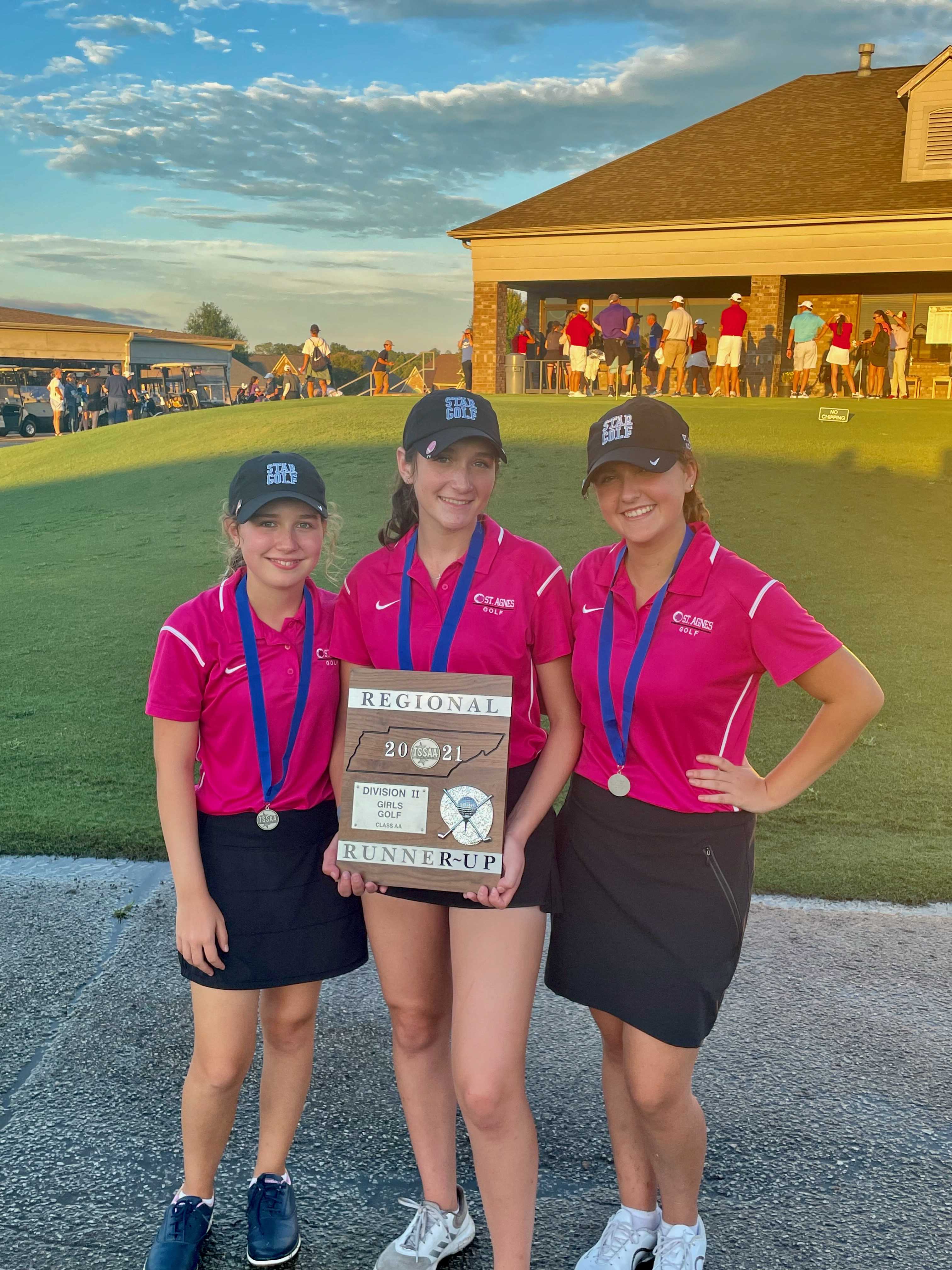 St. Agnes Golf Team Advances to State 