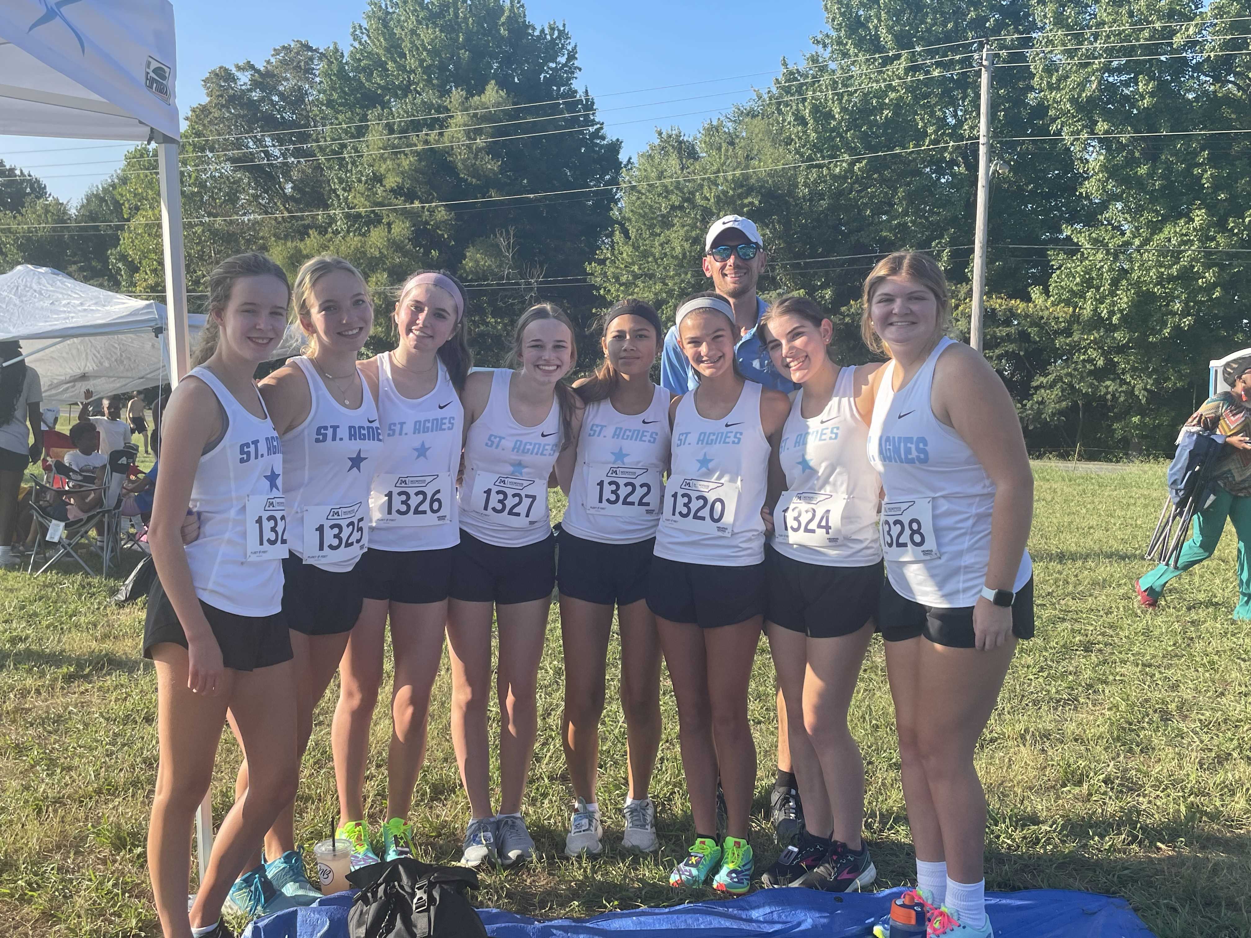  Cross Country Team Kicks Off Season