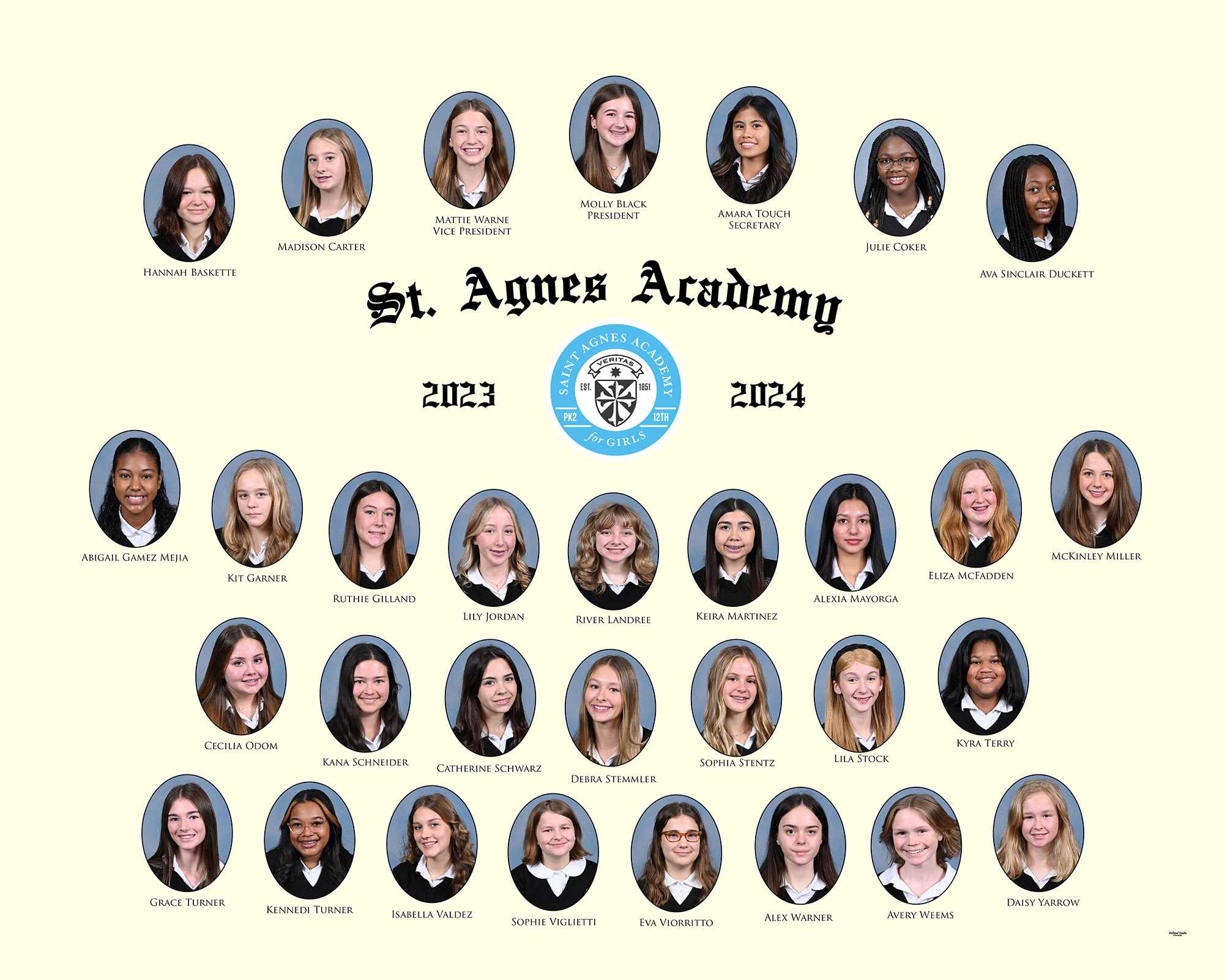 Congratulations to Our SAA 8th Grade Graduates!
