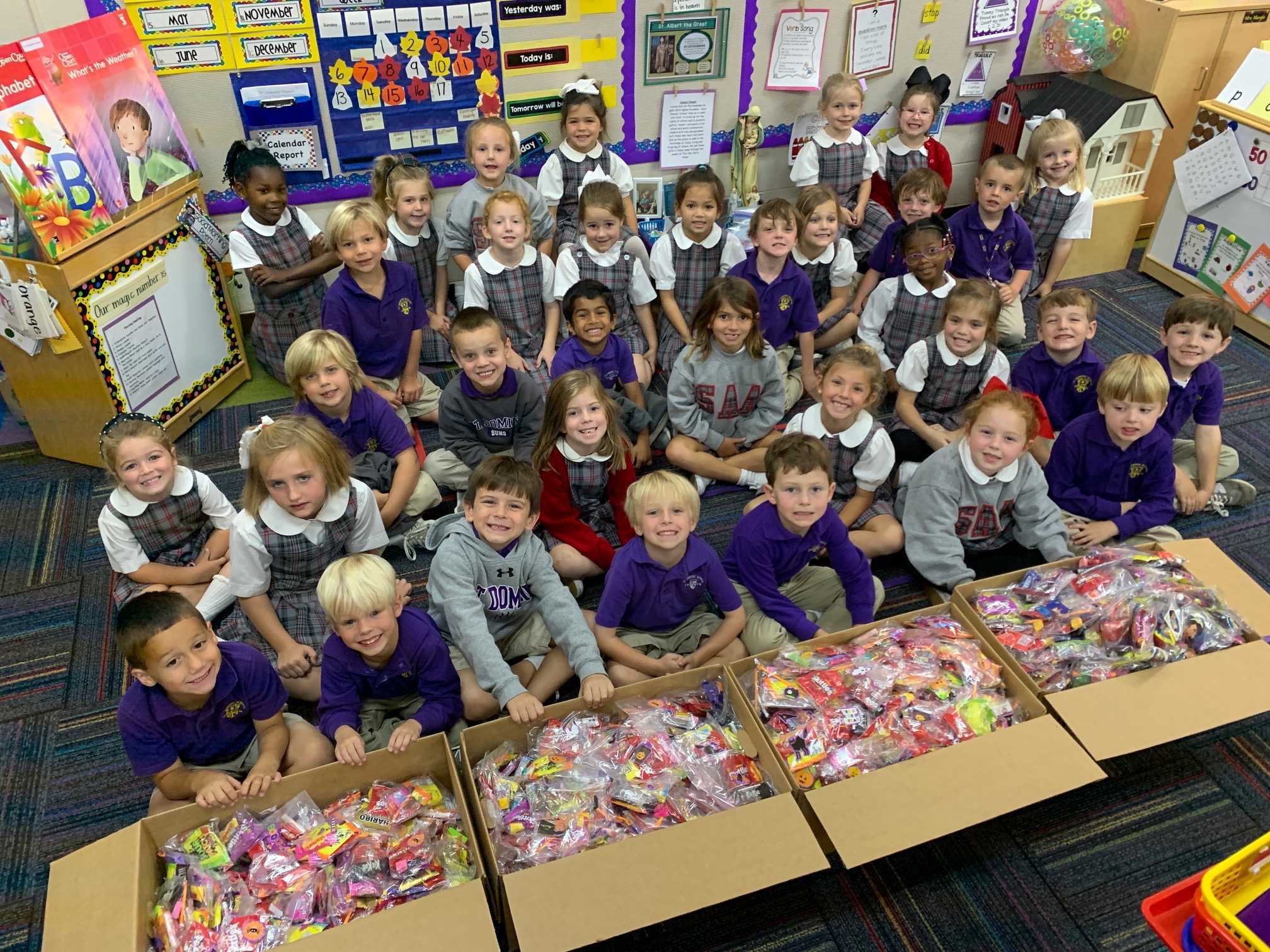 Early Childhood Classes Make Halloween Treats for St. Jude