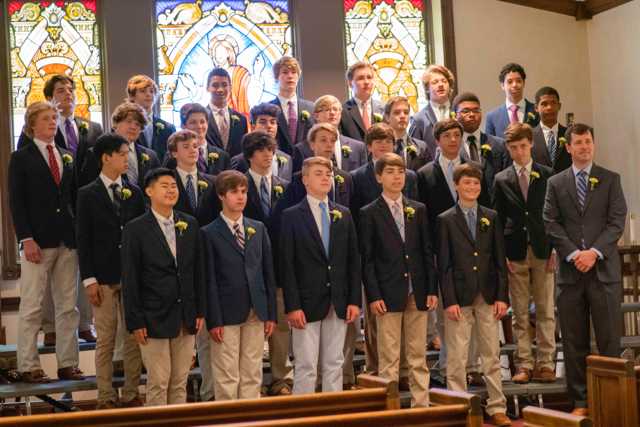 St. Agnes-St. Dominic Celebrates 8th Grade Graduates 