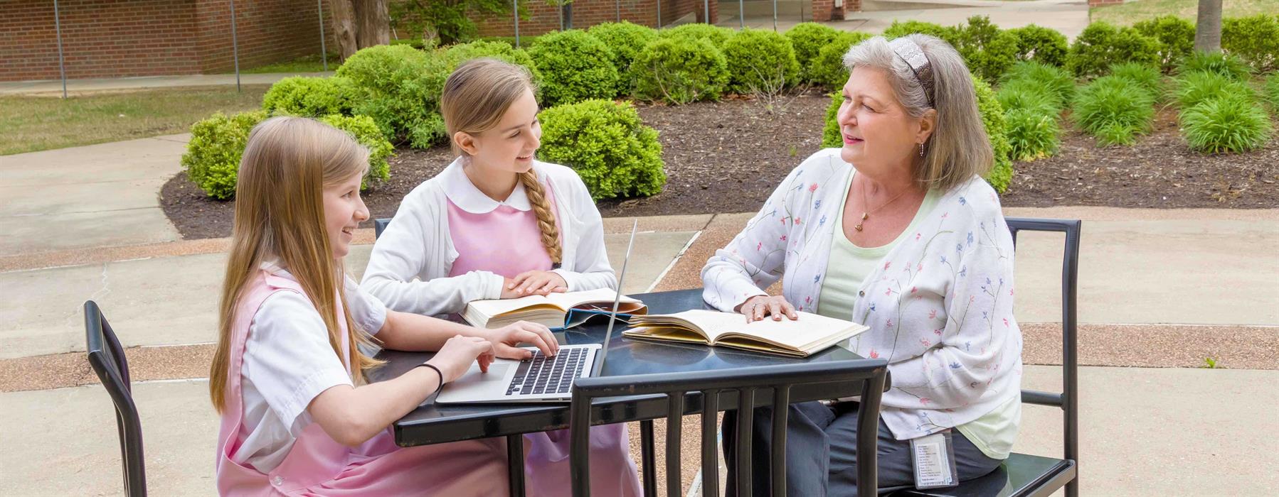 Library | St. Agnes Academy-St. Dominic School